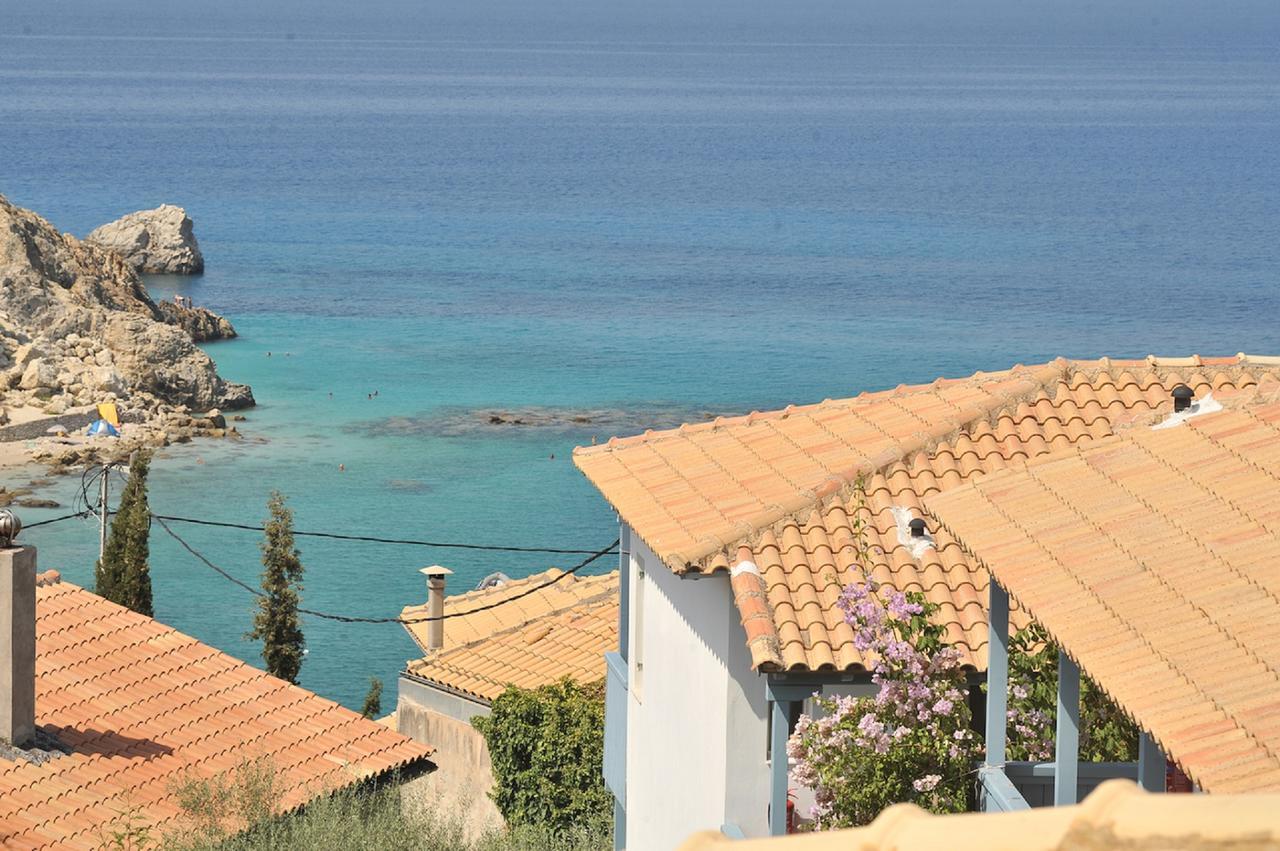 Hotel Ayios Nikitas Luaran gambar